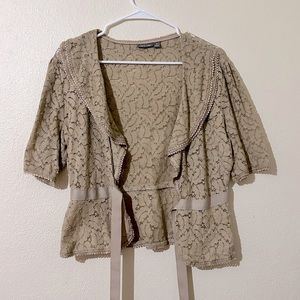 Light brown delicate apt 9 cover